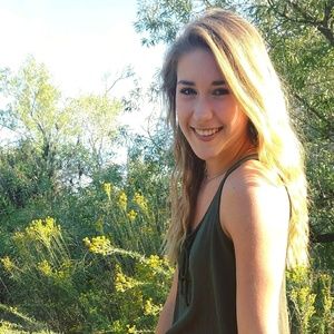 Meet your Posher, Christina